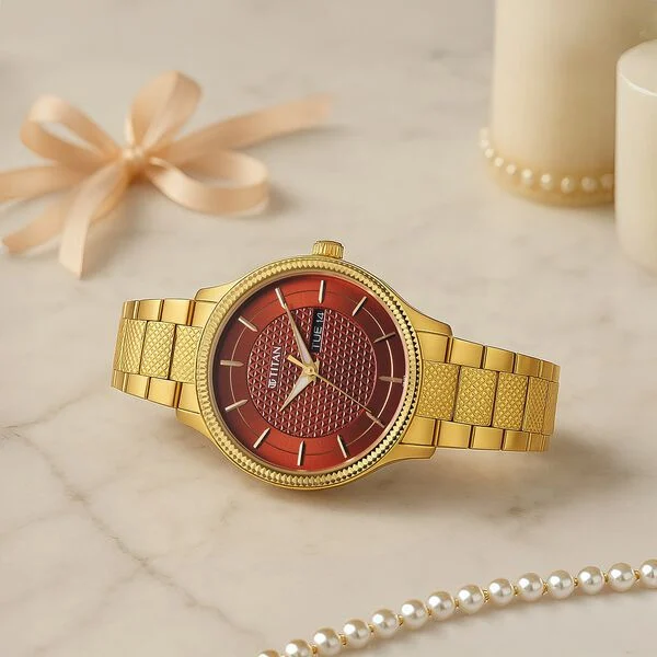 Titan Karishma Wedding Edit Quartz Analog with Day and Date Brown Dial Stainless Steel Strap Watch For Men 1650YM12